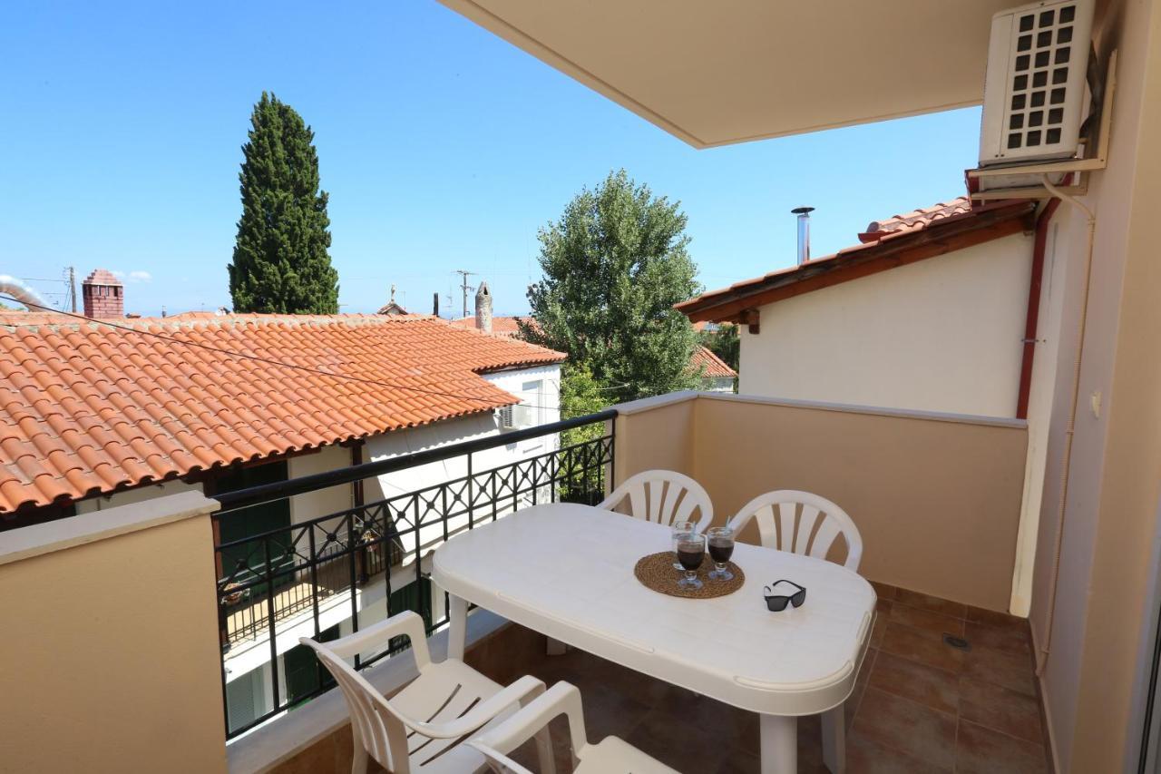 Palia Platia Apartments Pefkochori Exterior foto